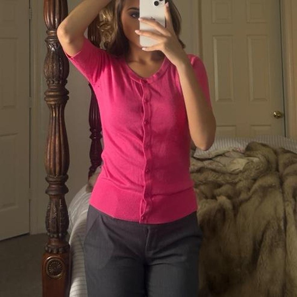 00s hot pink fitted short sleeve cardigan